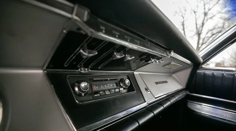 1963 Buick Electra - Image 22 of 31
