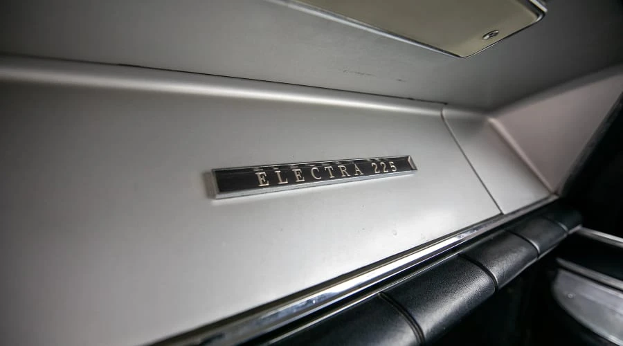 1963 Buick Electra - Image 23 of 31