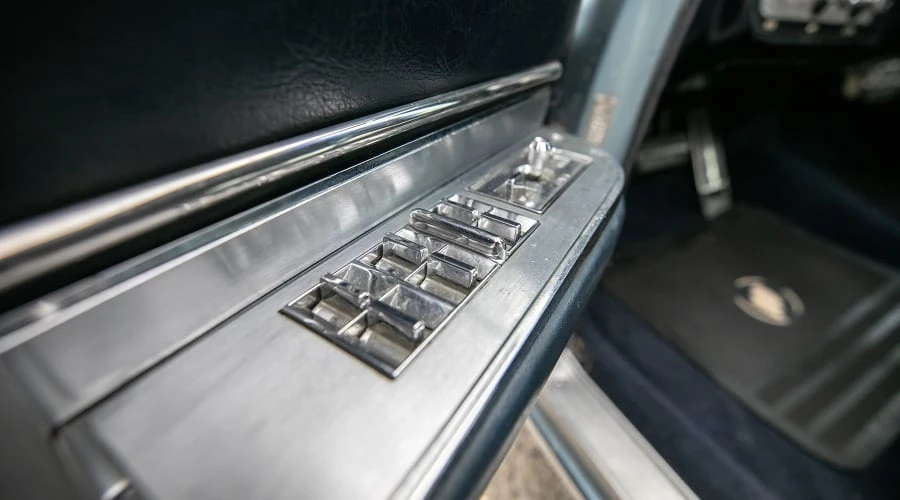 1963 Buick Electra - Image 26 of 31