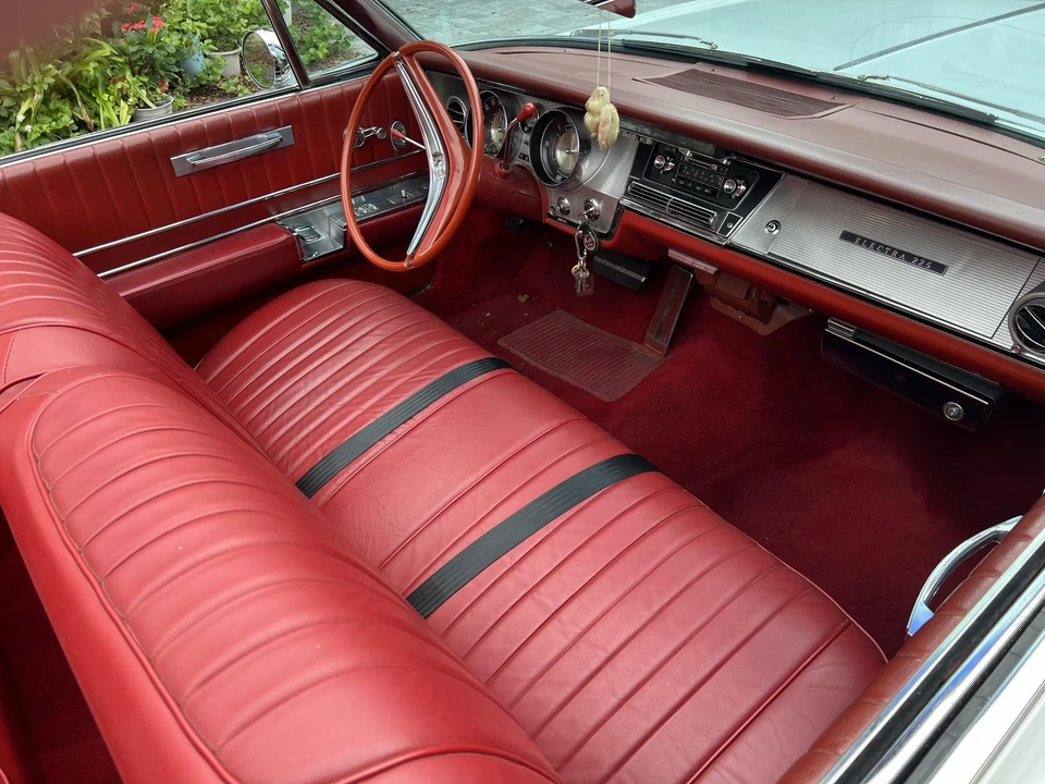 1963 Buick Electra - Image 29 of 31