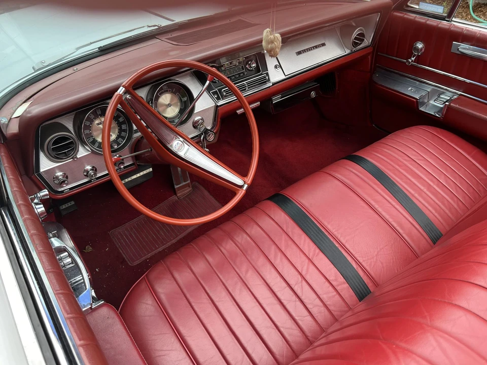 1963 Buick Electra - Image 25 of 31