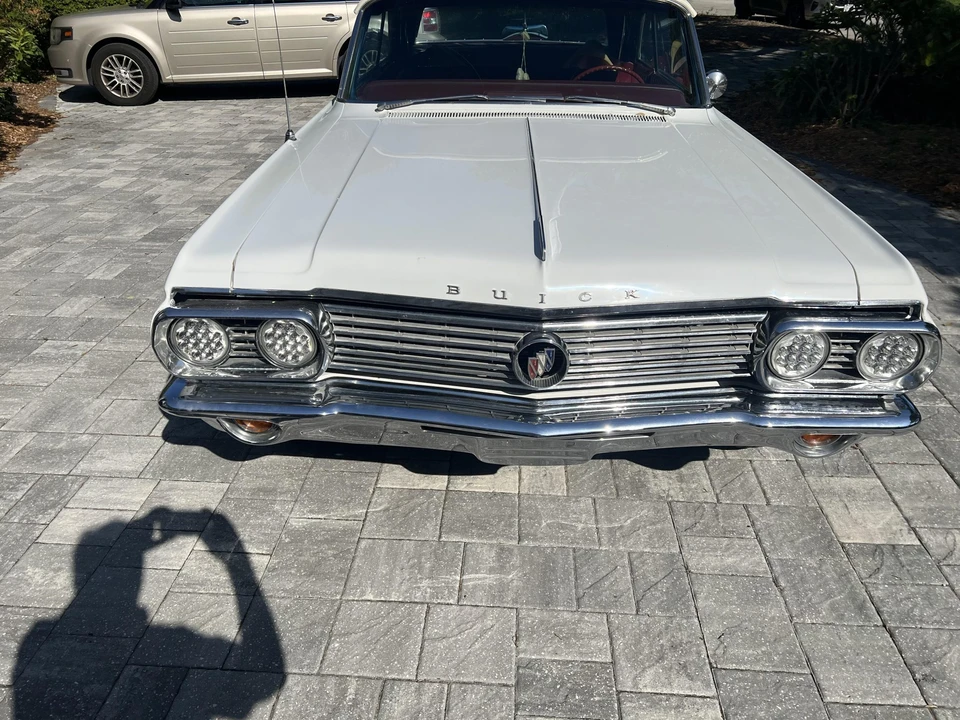 1963 Buick Electra - Image 15 of 31