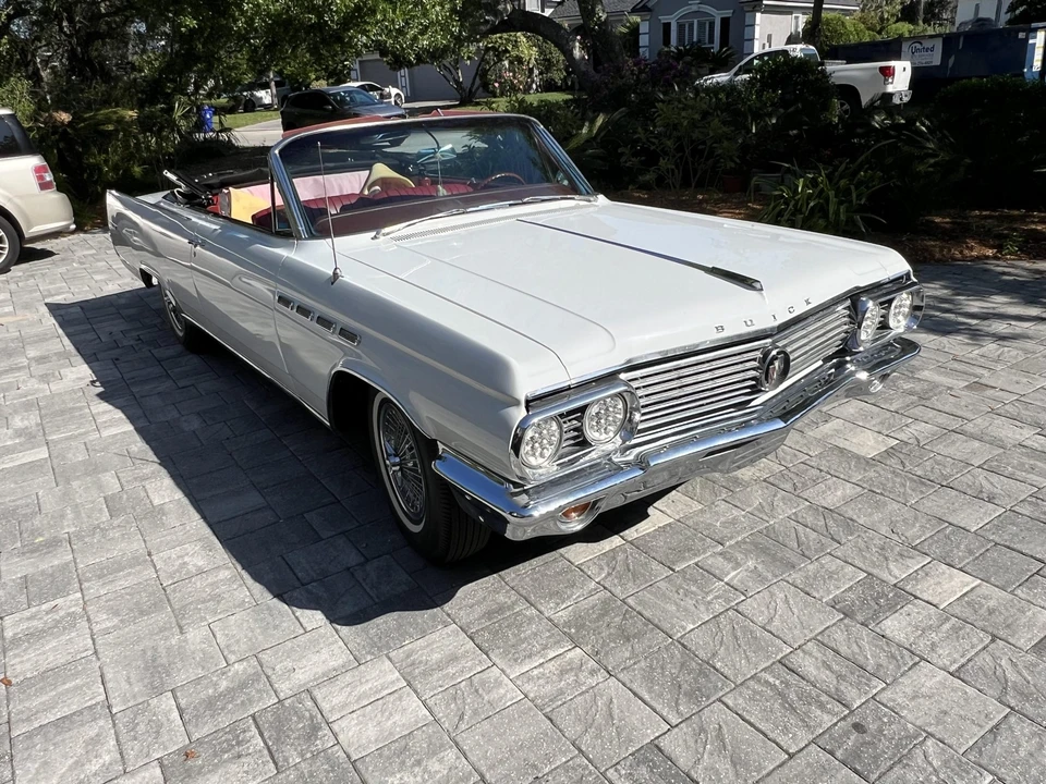 1963 Buick Electra - Image 9 of 31