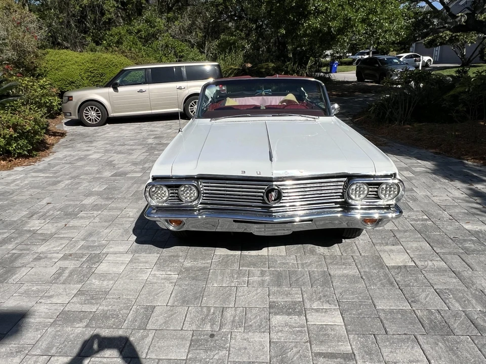 1963 Buick Electra - Image 2 of 31