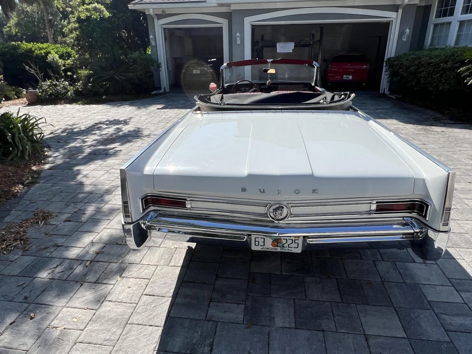 1963 Buick Electra - Image 6 of 31