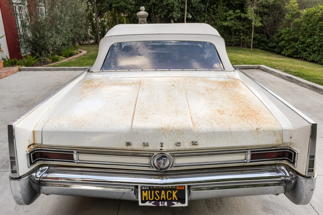 1963 Buick Electra - Image 8 of 31