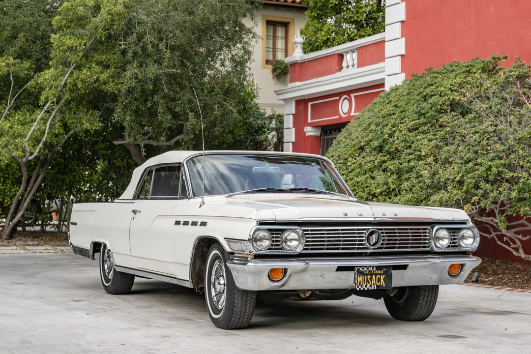 1963 Buick Electra - Image 4 of 31