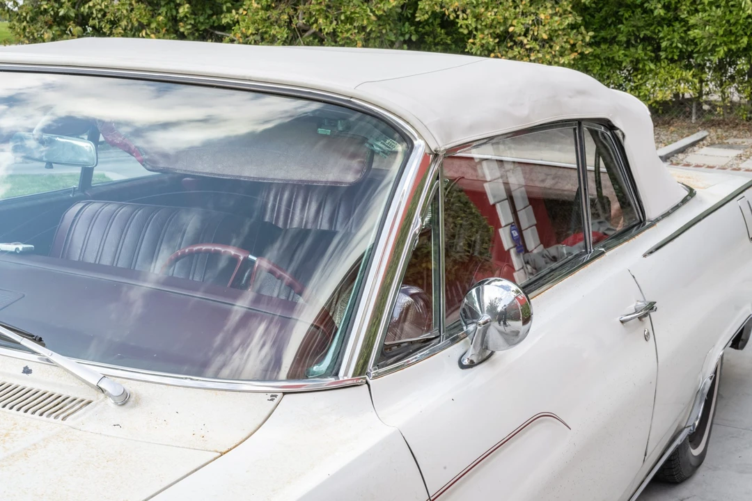 1963 Buick Electra - Image 22 of 31