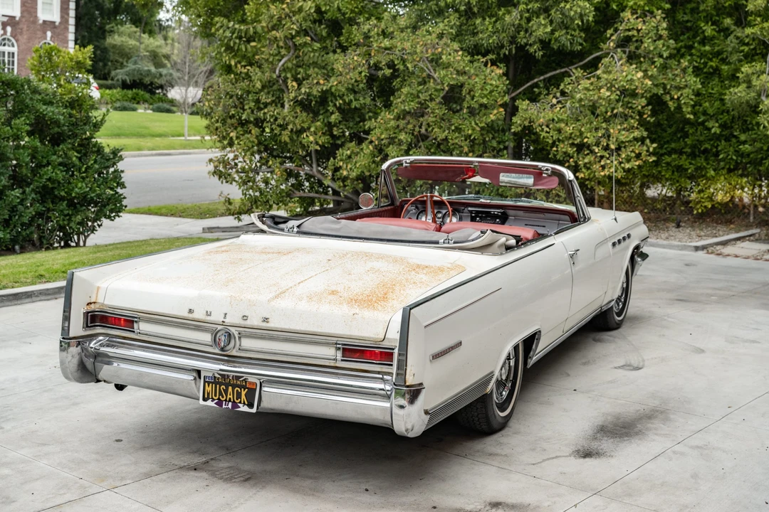 1963 Buick Electra - Image 14 of 31