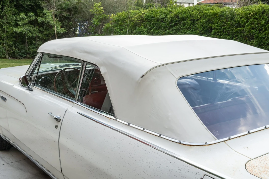 1963 Buick Electra - Image 25 of 31