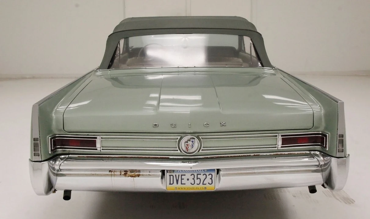 1963 Buick Electra - Image 6 of 21