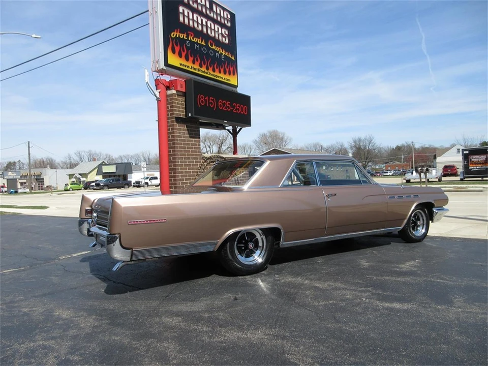 1963 Buick Electra - Image 10 of 31