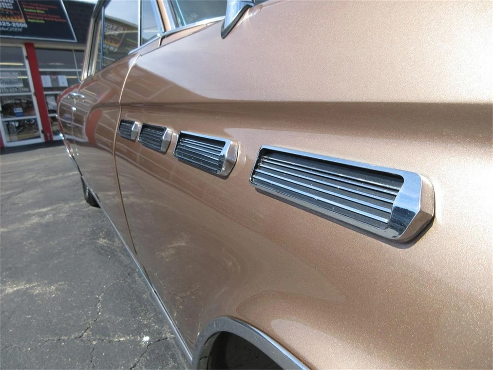 1963 Buick Electra - Image 30 of 31