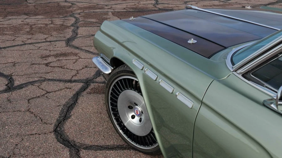 1963 Buick Electra - Image 28 of 31