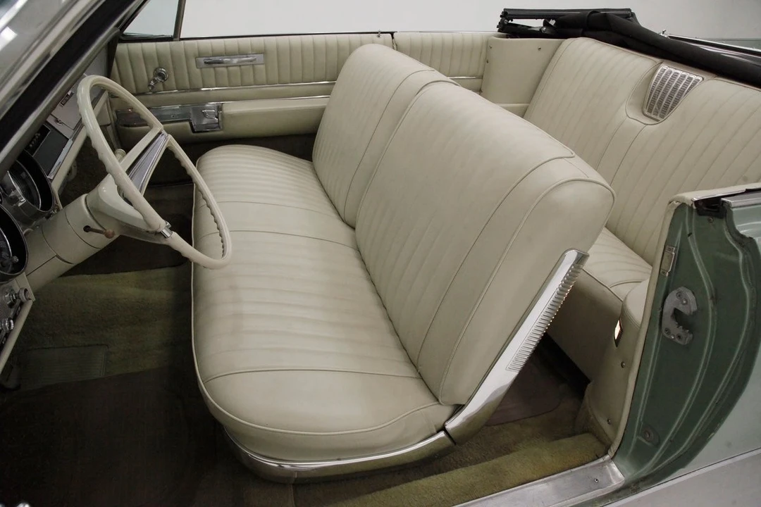 1963 Buick Electra - Image 29 of 31