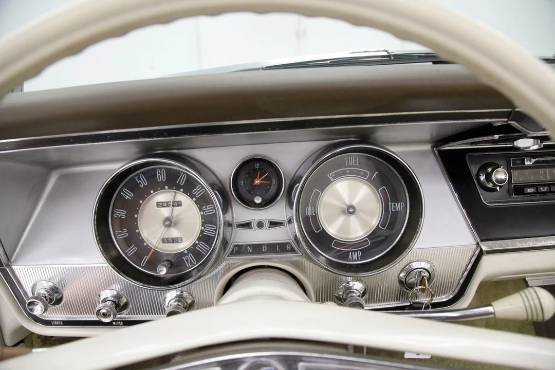 1963 Buick Electra - Image 31 of 31