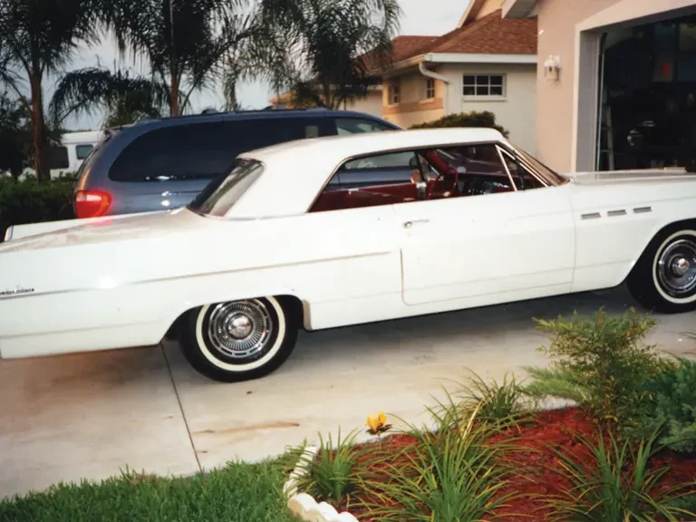 1963 Buick LeSabre - Image 2 of 2