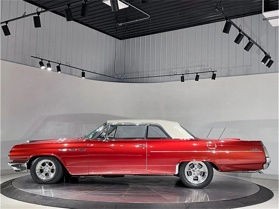1963 Buick LeSabre - Image 16 of 31