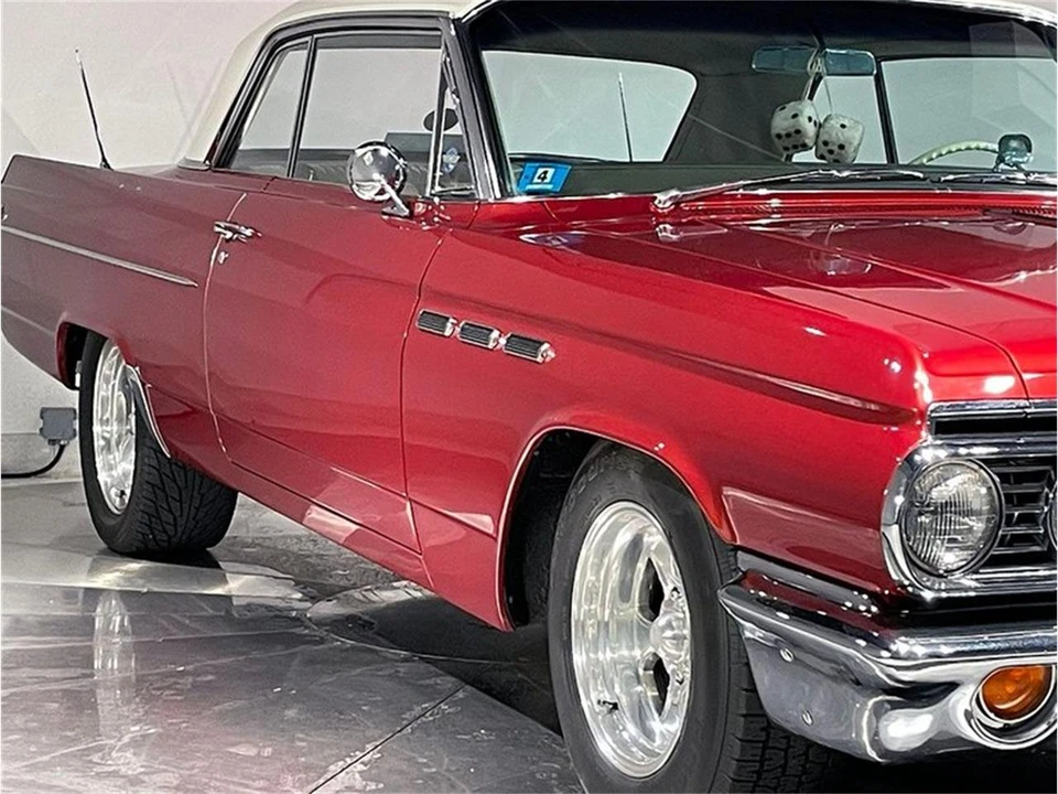 1963 Buick LeSabre - Image 25 of 31
