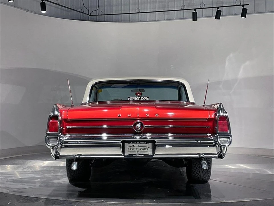 1963 Buick LeSabre - Image 7 of 31