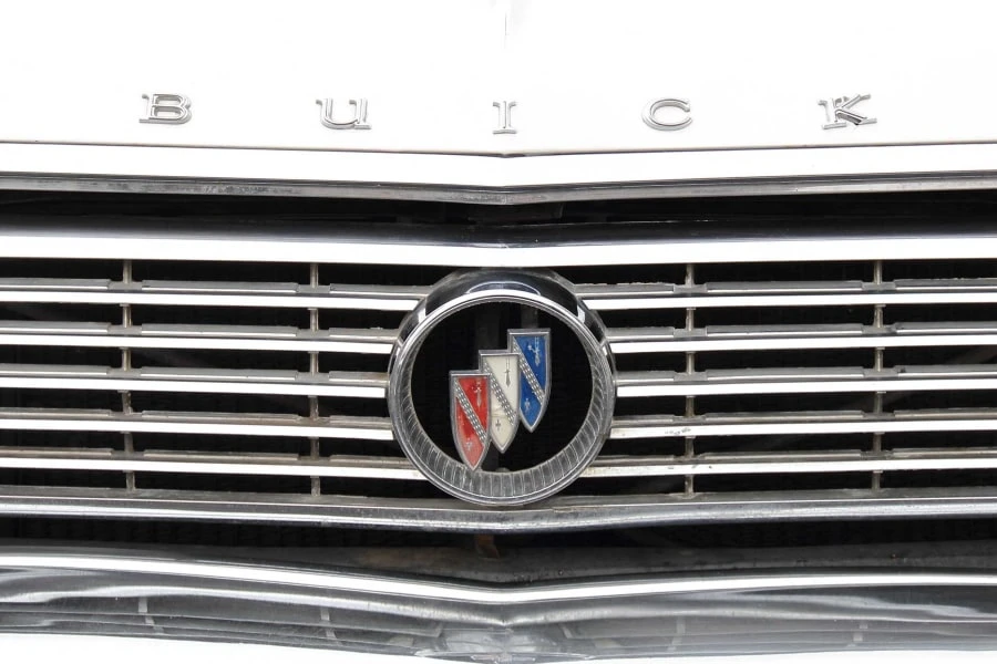 1963 Buick LeSabre - Image 8 of 31