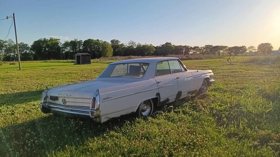 1963 Buick LeSabre - Image 4 of 10