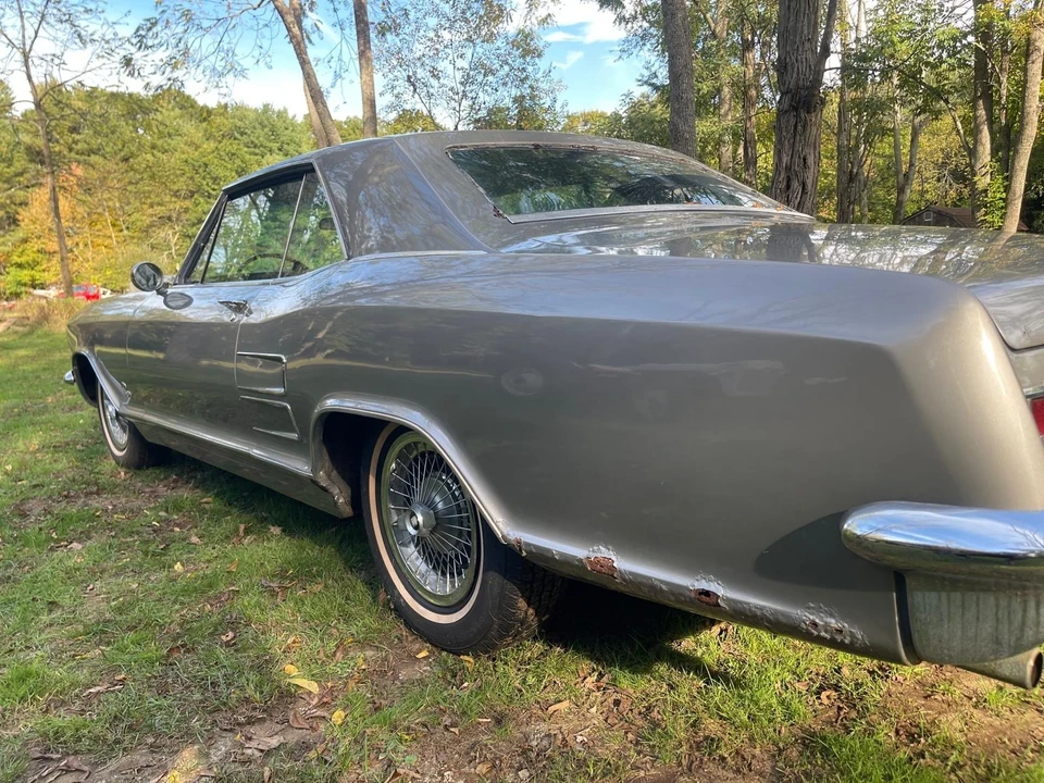 1963 Buick Riviera 1st Gen - Image 11 of 21