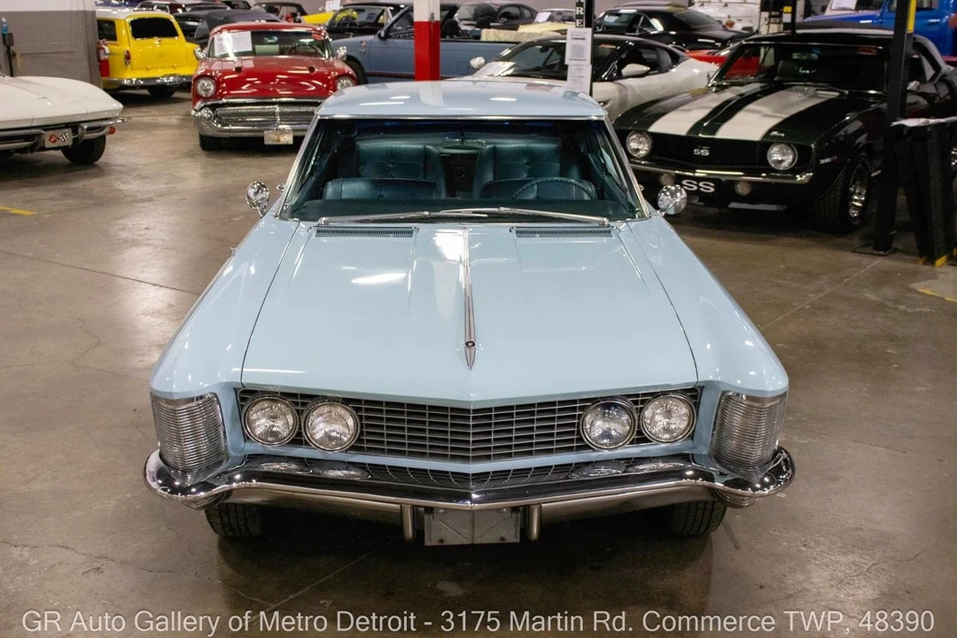 1963 Buick Riviera 1st Gen - Image 11 of 12