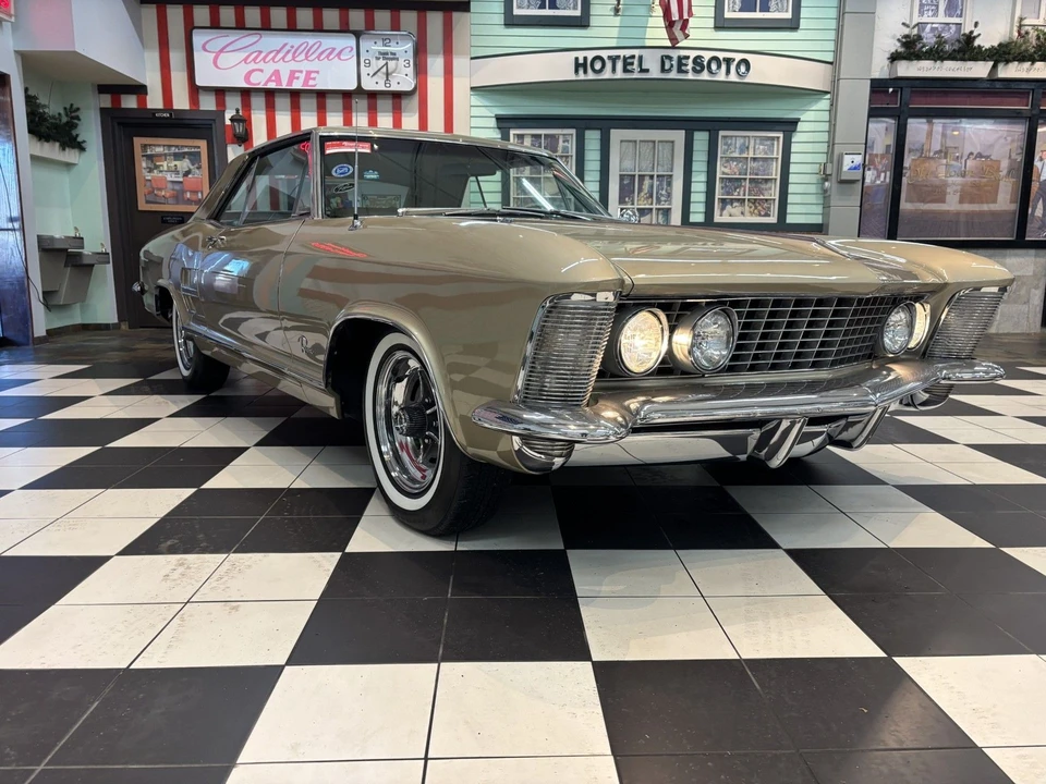 1963 Buick Riviera 1st Gen - Image 15 of 21