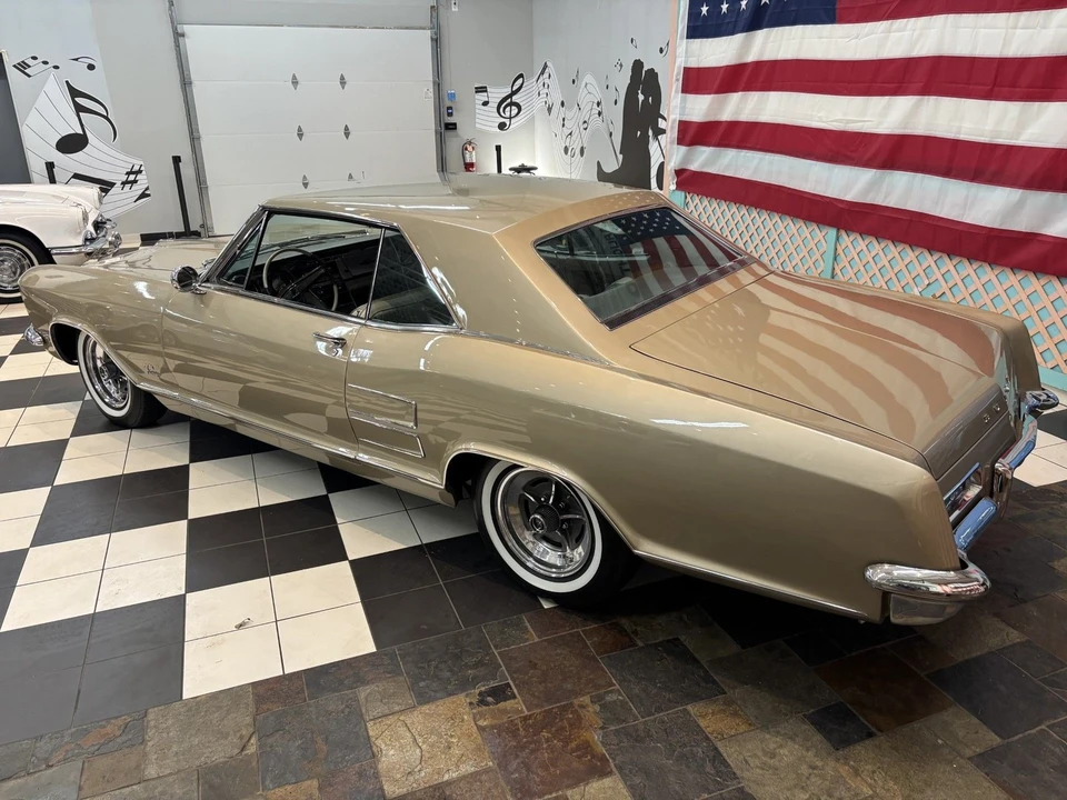 1963 Buick Riviera 1st Gen - Image 12 of 21