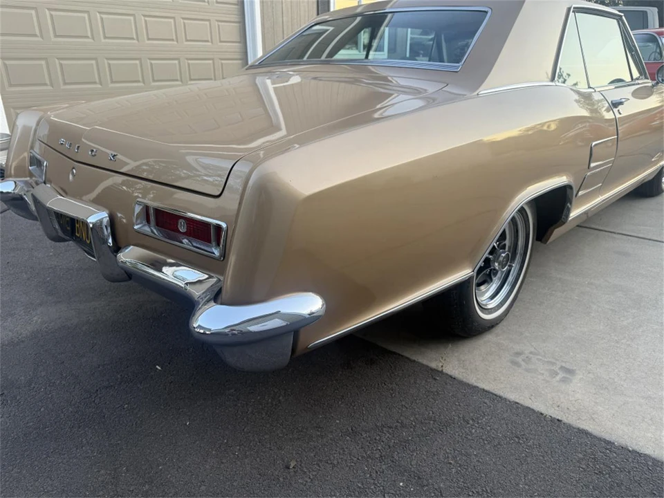 1963 Buick Riviera 1st Gen - Image 17 of 24