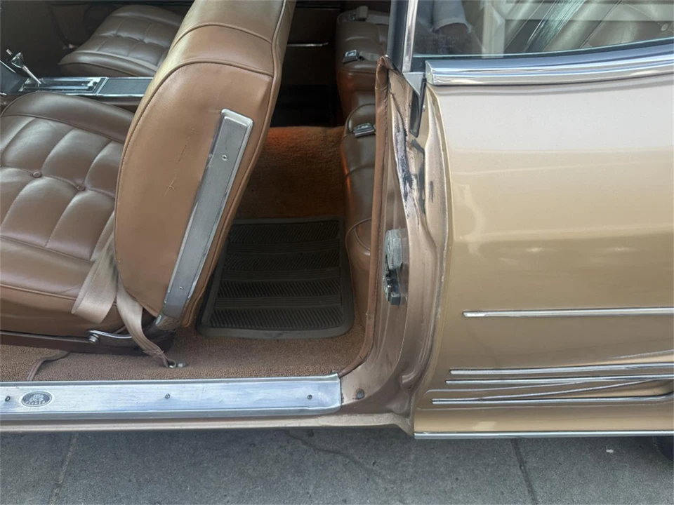 1963 Buick Riviera 1st Gen - Image 21 of 24