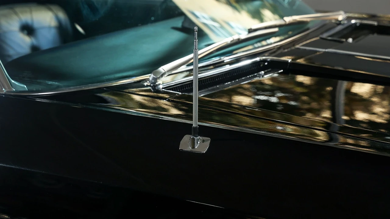 1963 Buick Riviera 1st Gen - Image 14 of 31