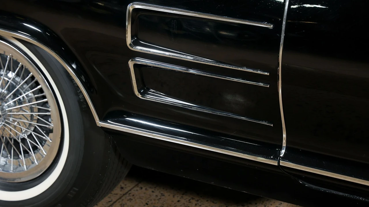 1963 Buick Riviera 1st Gen - Image 18 of 31