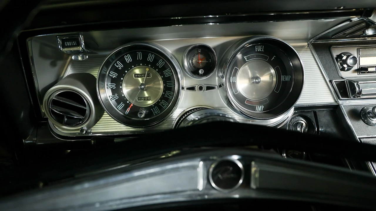 1963 Buick Riviera 1st Gen - Image 27 of 31