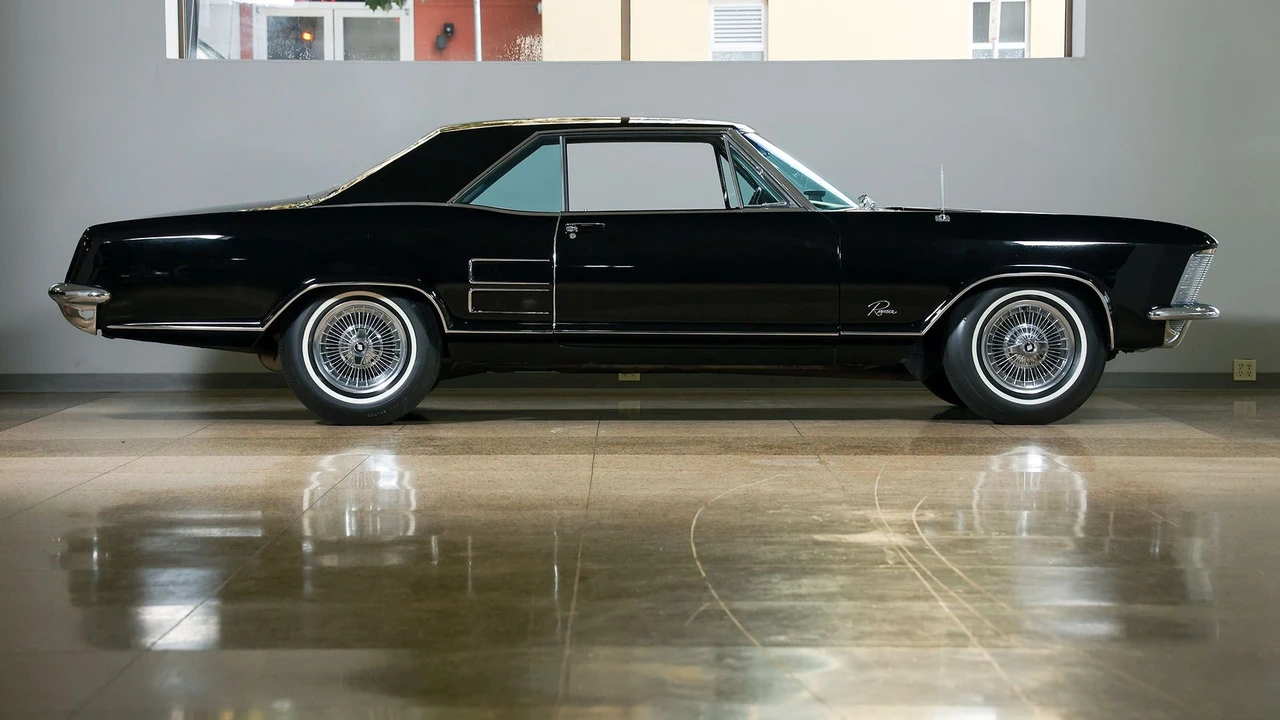 1963 Buick Riviera 1st Gen - Image 2 of 31