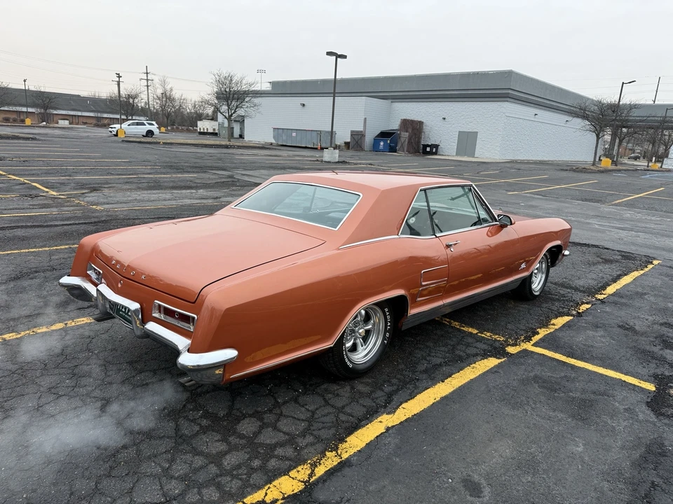 1963 Buick Riviera 1st Gen - Image 9 of 21