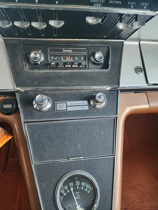 1963 Buick Riviera 1st Gen - Image 10 of 11