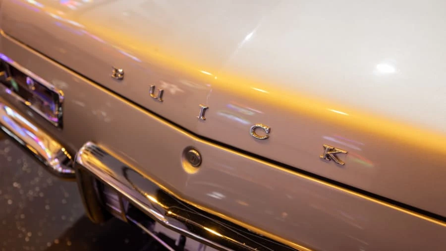 1963 Buick Riviera 1st Gen - Image 7 of 31