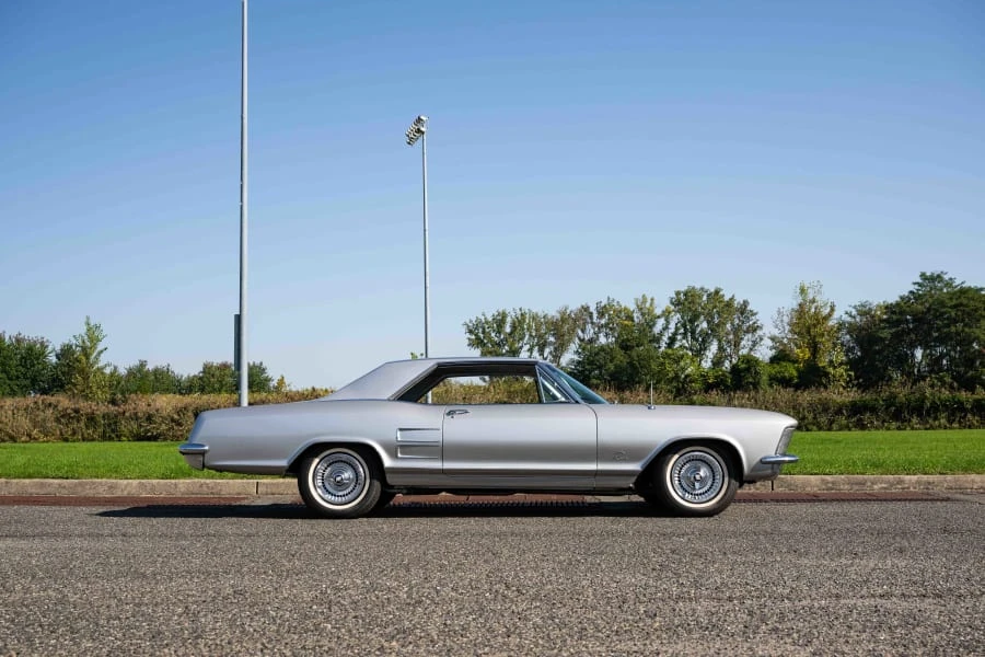 1963 Buick Riviera 1st Gen - Image 15 of 31