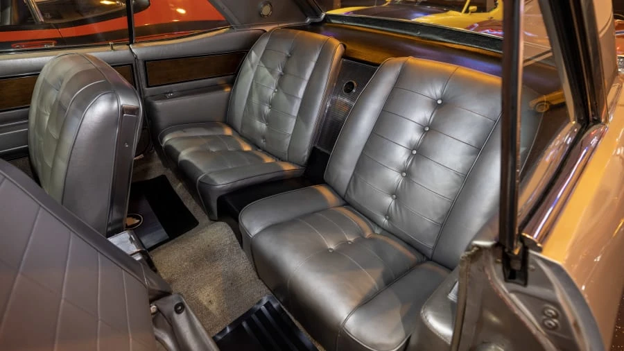 1963 Buick Riviera 1st Gen - Image 26 of 31