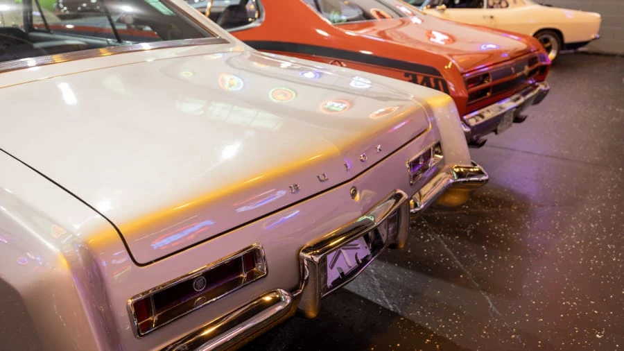 1963 Buick Riviera 1st Gen - Image 9 of 31