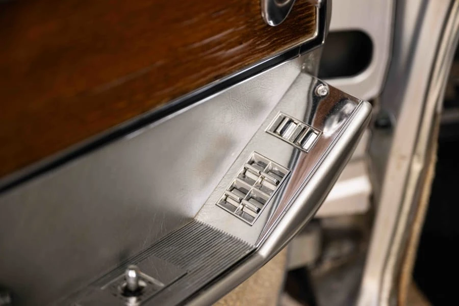 1963 Buick Riviera 1st Gen - Image 25 of 31