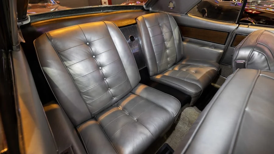 1963 Buick Riviera 1st Gen - Image 18 of 31