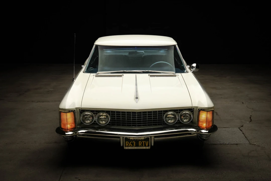 1963 Buick Riviera 1st Gen - Image 7 of 31