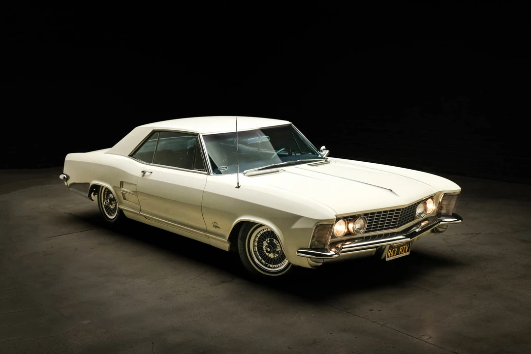 1963 Buick Riviera 1st Gen - Image 10 of 31