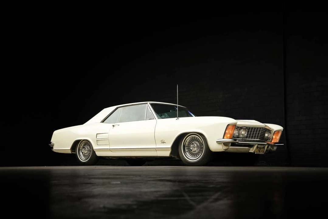 1963 Buick Riviera 1st Gen - Image 14 of 31