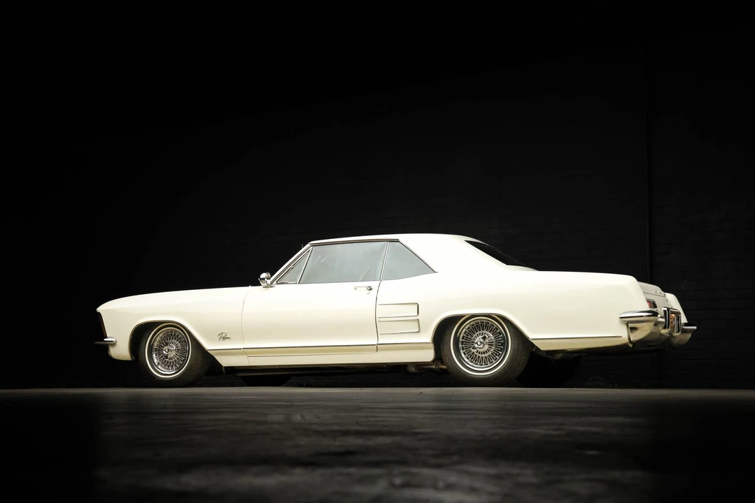 1963 Buick Riviera 1st Gen - Image 29 of 31
