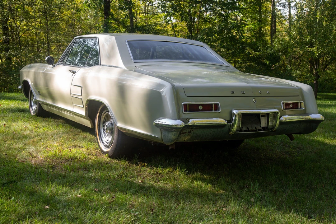 1963 Buick Riviera 1st Gen - Image 13 of 31