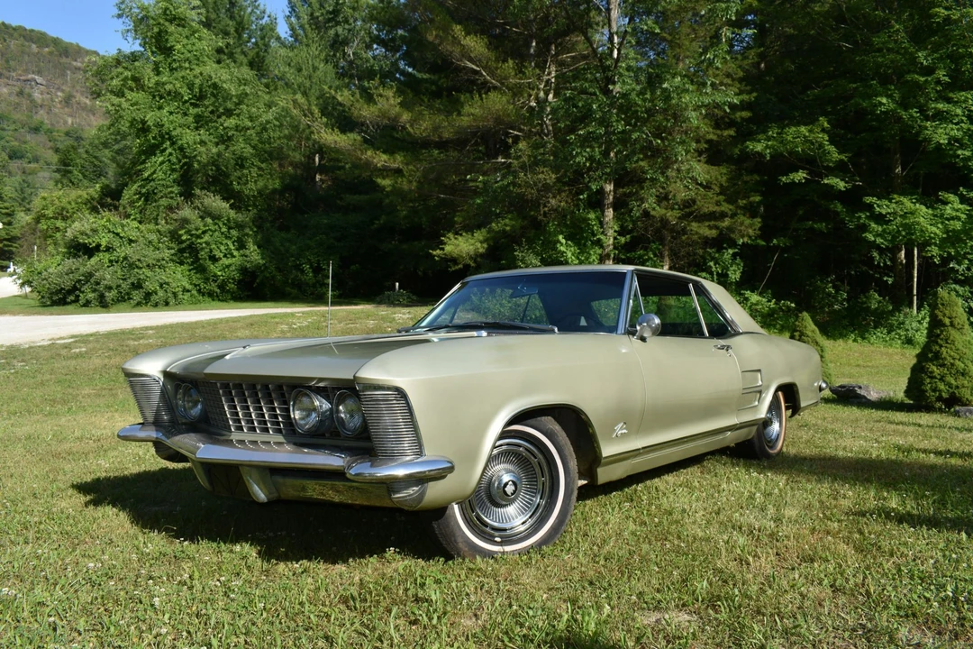 1963 Buick Riviera 1st Gen - Image 10 of 31